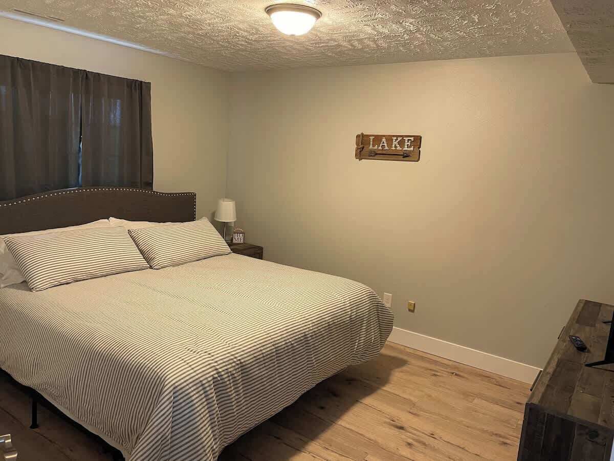 3 bedrooms, iron/ironing board, WiFi