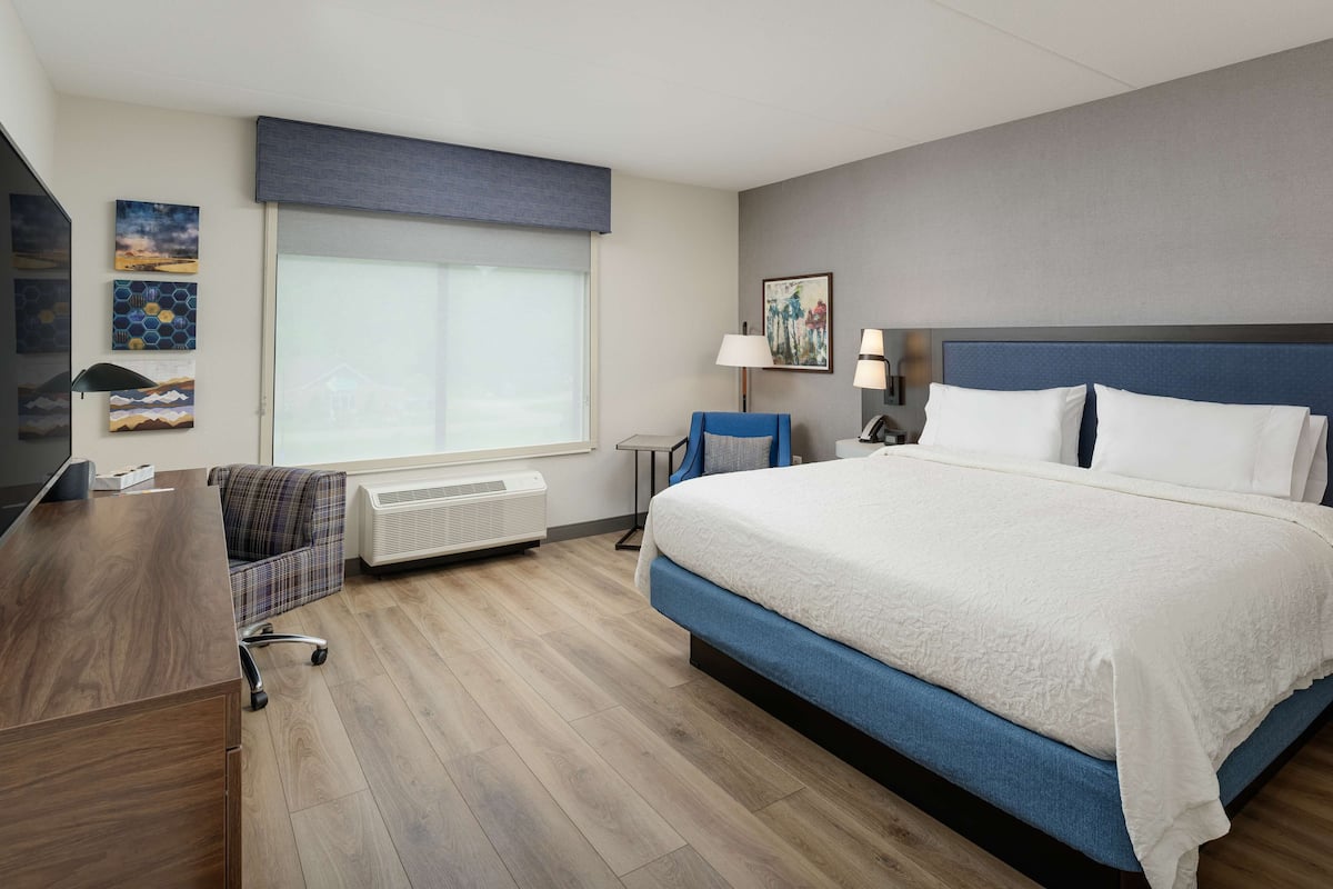 1 bedroom, in-room safe, desk, laptop workspace