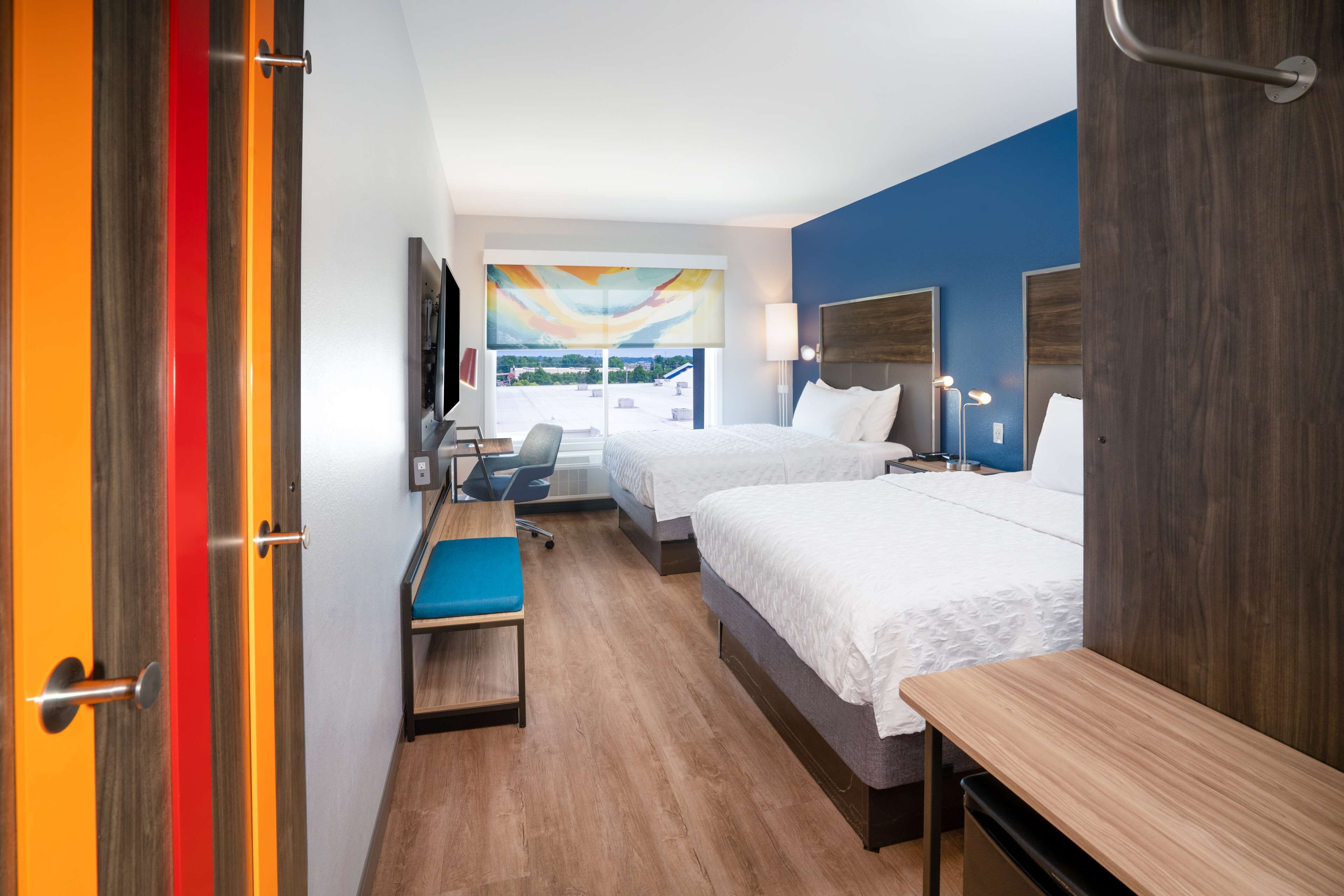 desk, blackout curtains, iron/ironing board, free wifi