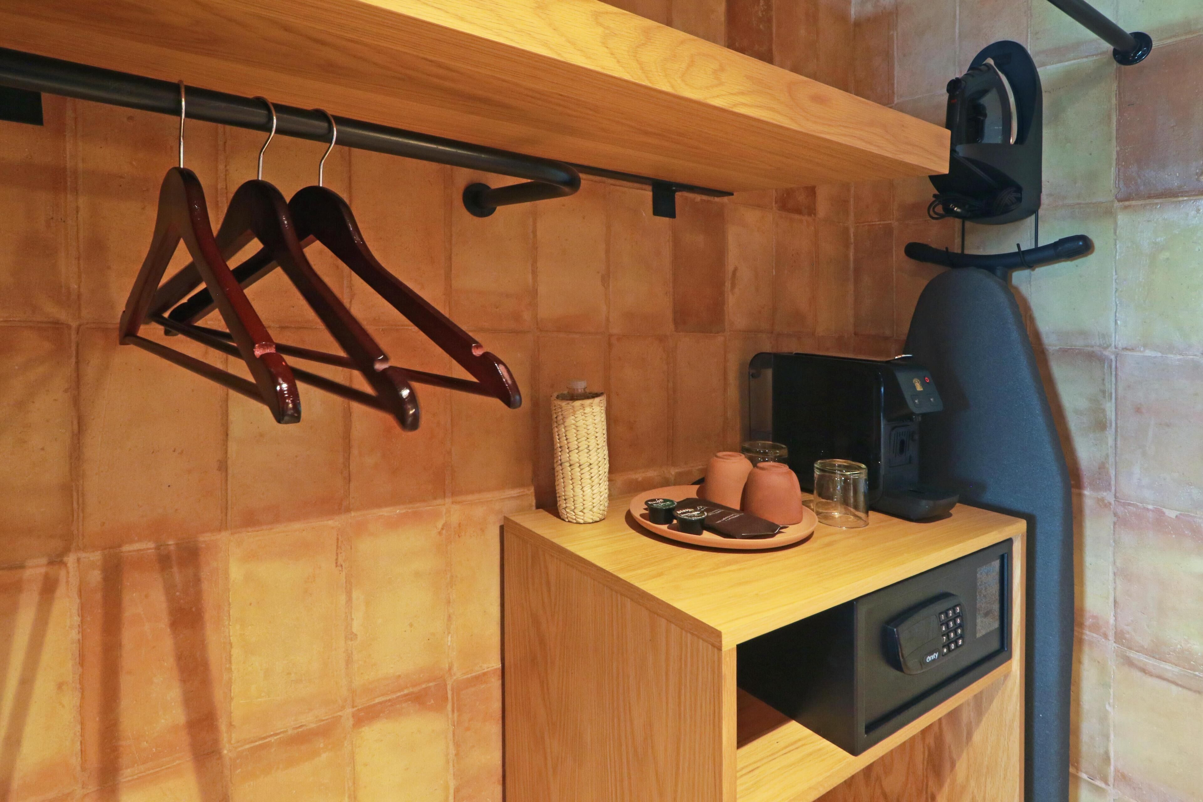 Premium bedding, down comforters, in-room safe, desk