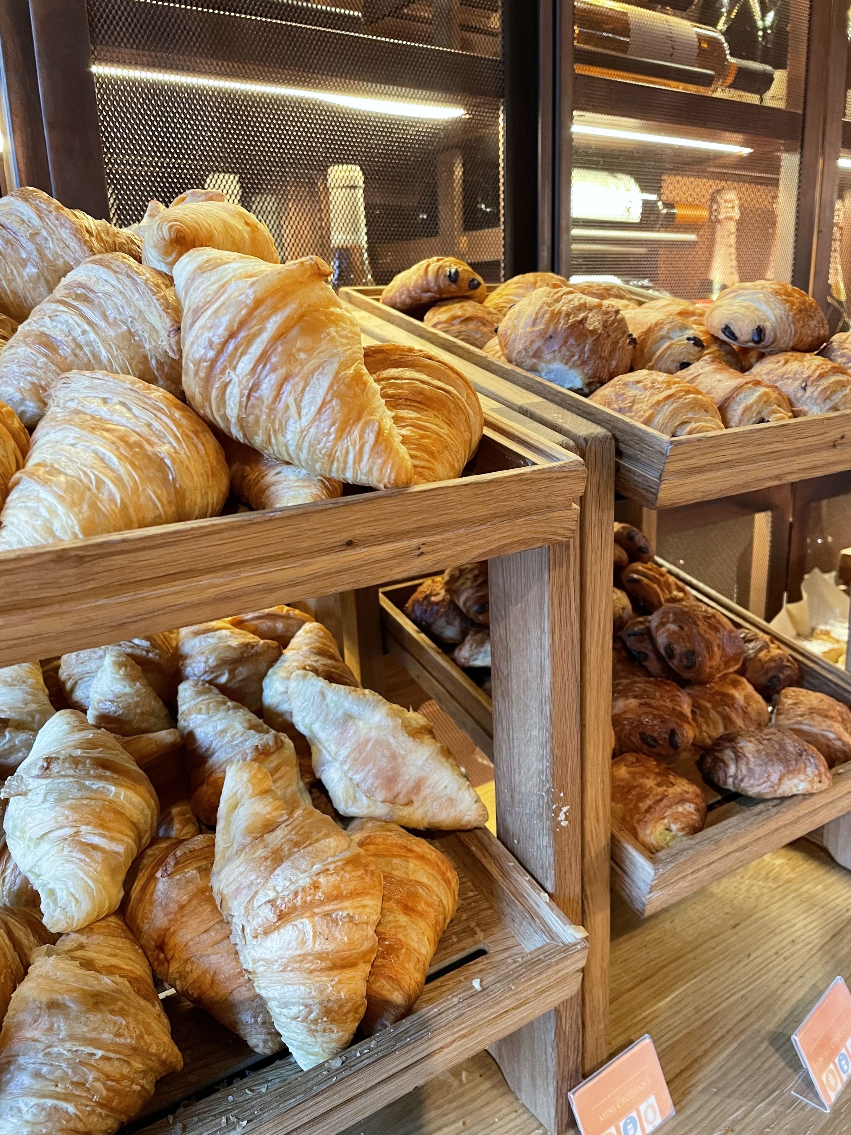 daily buffet breakfast (gbp 24.00 per person)