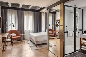 Badkamer met douche