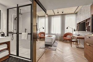 In-room safe, desk, laptop workspace, blackout drapes