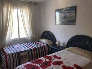 3 soverom, strykejern/-brett, wi-fi (inkludert) og sengetøy