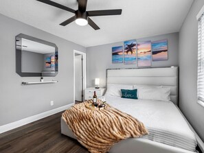 4 bedrooms, desk, iron/ironing board, travel cot