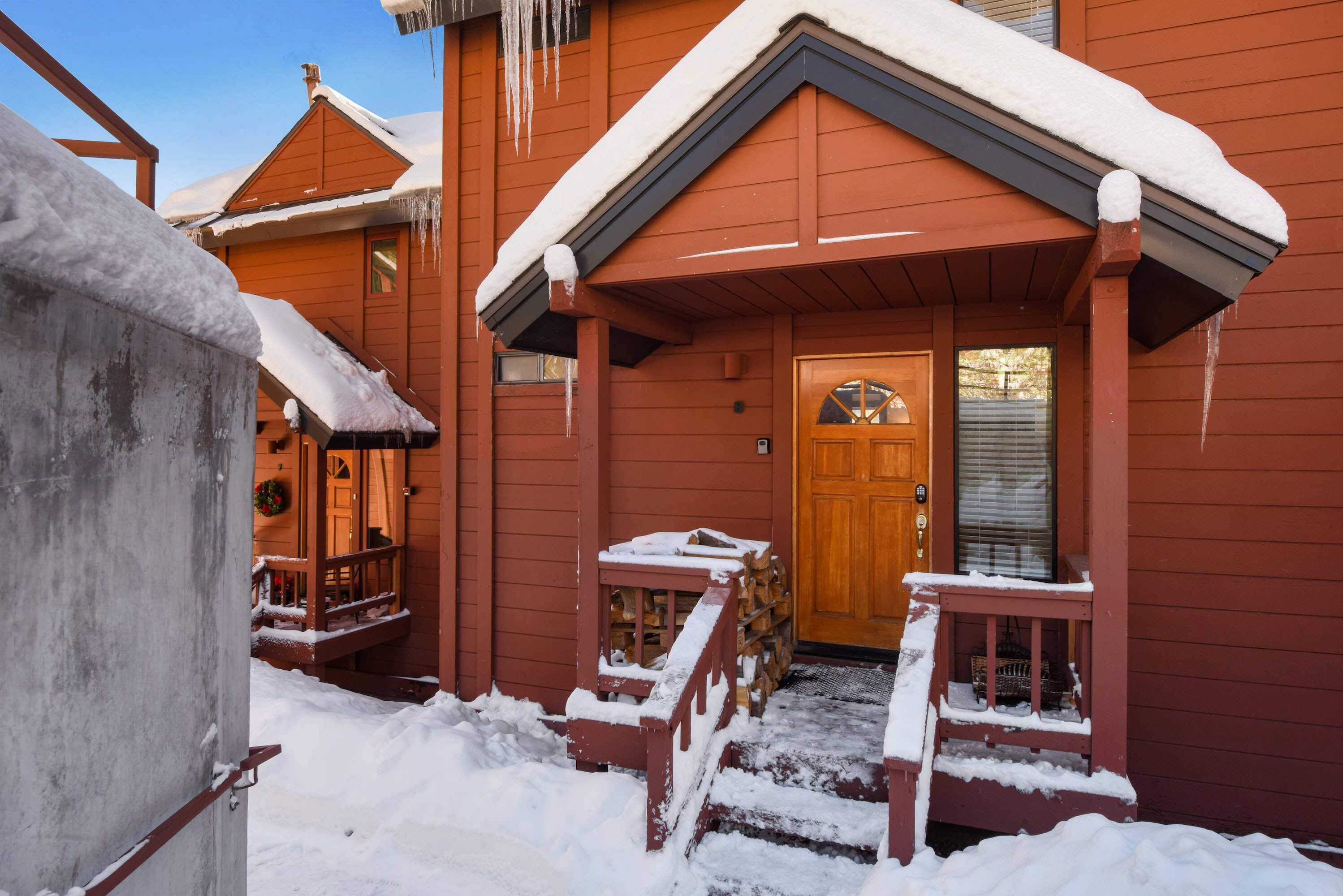 Valley View Bliss | Commons Beach & Biking just Minutes Away!