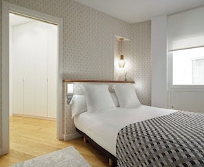 2 slaapkamers, een strijkplank/strijkijzer, gratis wifi, beddengoed