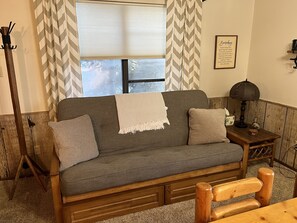 智能电视、壁炉