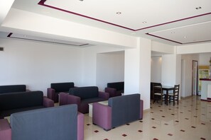 Interior - Stunning 2-Bed Apartment in Sarandë (Sarande)