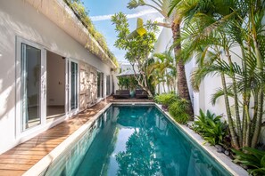 Outdoor pool - Splendid Private Villa, 2 BR, Canggu With Staff (Canggu)