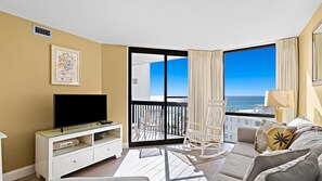 Flat-screen TV, DVD player, offices - SunDestin Resort | Unit 715 (Destin)