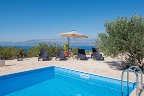 Villa (Two-Bedroom with Pool and Terrace) | Piscine | Piscine extérieure en saison, parasols, chaises longues