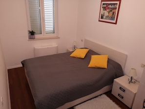 Huoneisto (Two Bedroom Apartment) | 2 makuuhuonetta