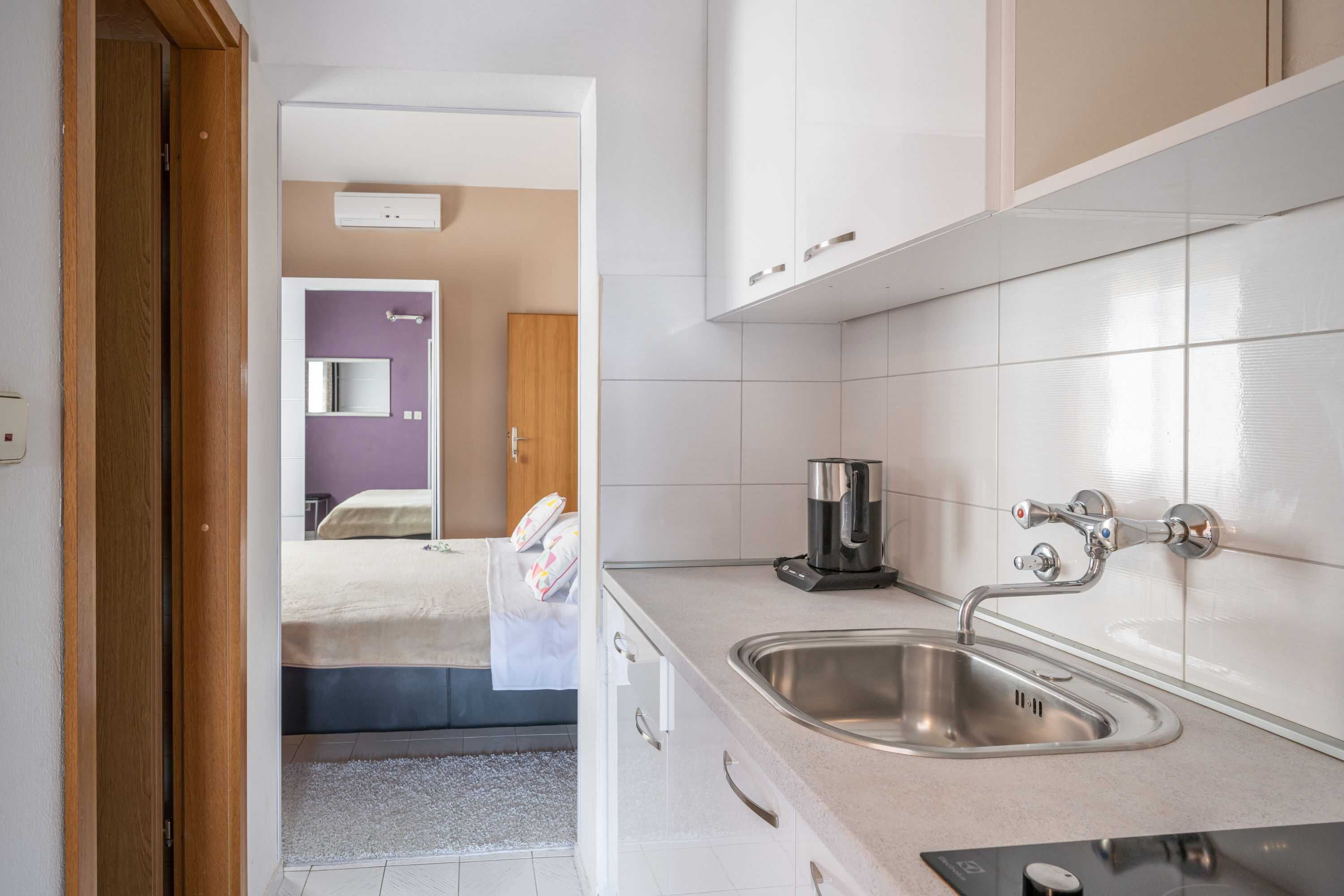 Căn hộ (Deluxe 1 Bedroom Apt with Balcony - W) | Bếp riêng | Tủ lạnh 