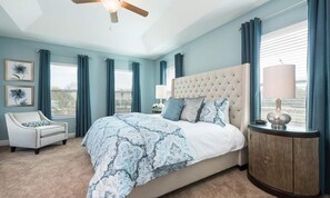 5 soverom, strykejern/-brett, internettilgang og sengetøy