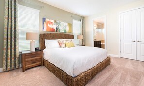 5 bedrooms, iron/ironing board, WiFi, bed sheets