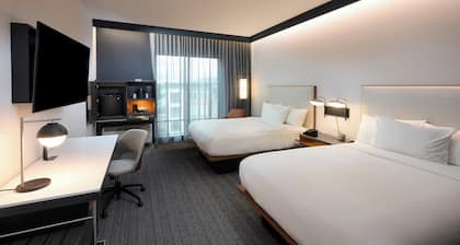 Courtyard by Marriott Charlotte Waverly