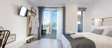 Suite, Accessible, Sea View | Premium bedding, pillow-top beds, individually decorated