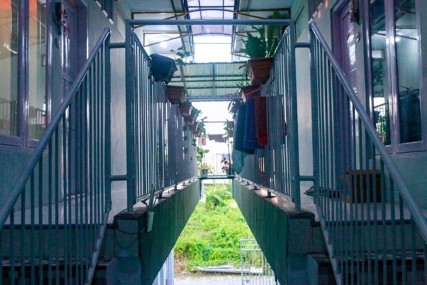 Interior - Kozi Kost Paviliun (Tegal)