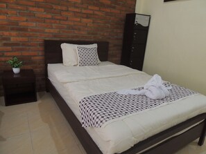 Standard Room, Fan | Desk, bed sheets