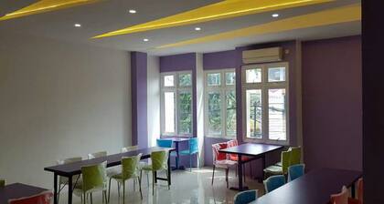 Hotel Ungu Pas Kangen Bekasi