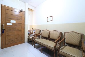 Lobby - Eiffel Residence Batu Tulis 37 - Female Only (Jakarta)