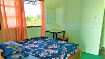 Camera Standard, bagno privato | Lenzuola