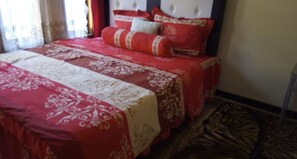 Family Room, 2 Bedrooms | Free WiFi - Kiki Homestay Syariah (Batu)