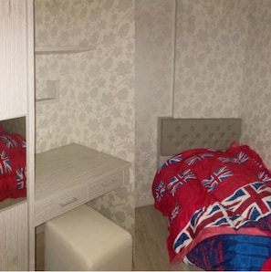 Deluxe Room - Kemang View Apartment by Kamara Rooms (Bekasi)