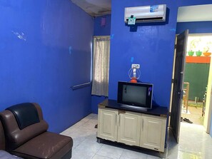 Standard Suite | 1 bedroom, desk, free WiFi - Buntusu Guest House (Makassar)