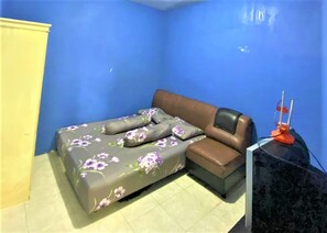 Standard Suite | 1 bedroom, desk, free WiFi - Buntusu Guest House (Makassar)