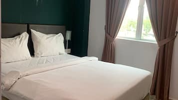 Deluxe Double Room | 1 bedroom, desk, free WiFi, bed sheets