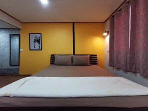 Standard Double Room - Viman Resort (Si Racha)
