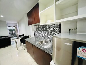 Apartment | Private kitchen - INN Kham Apartment (Chiang Mai)