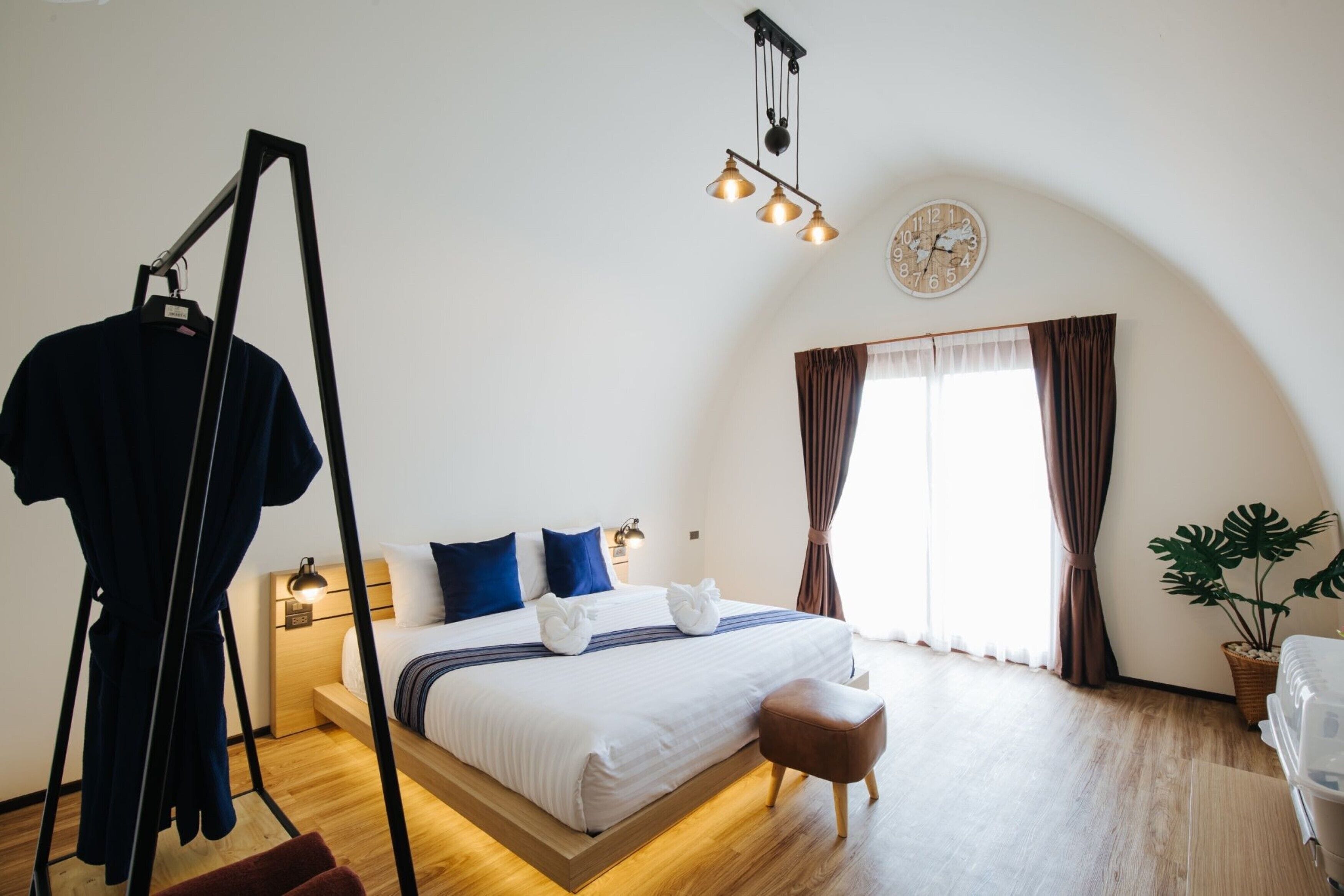 高级房 | 迷你吧、办公桌、隔音