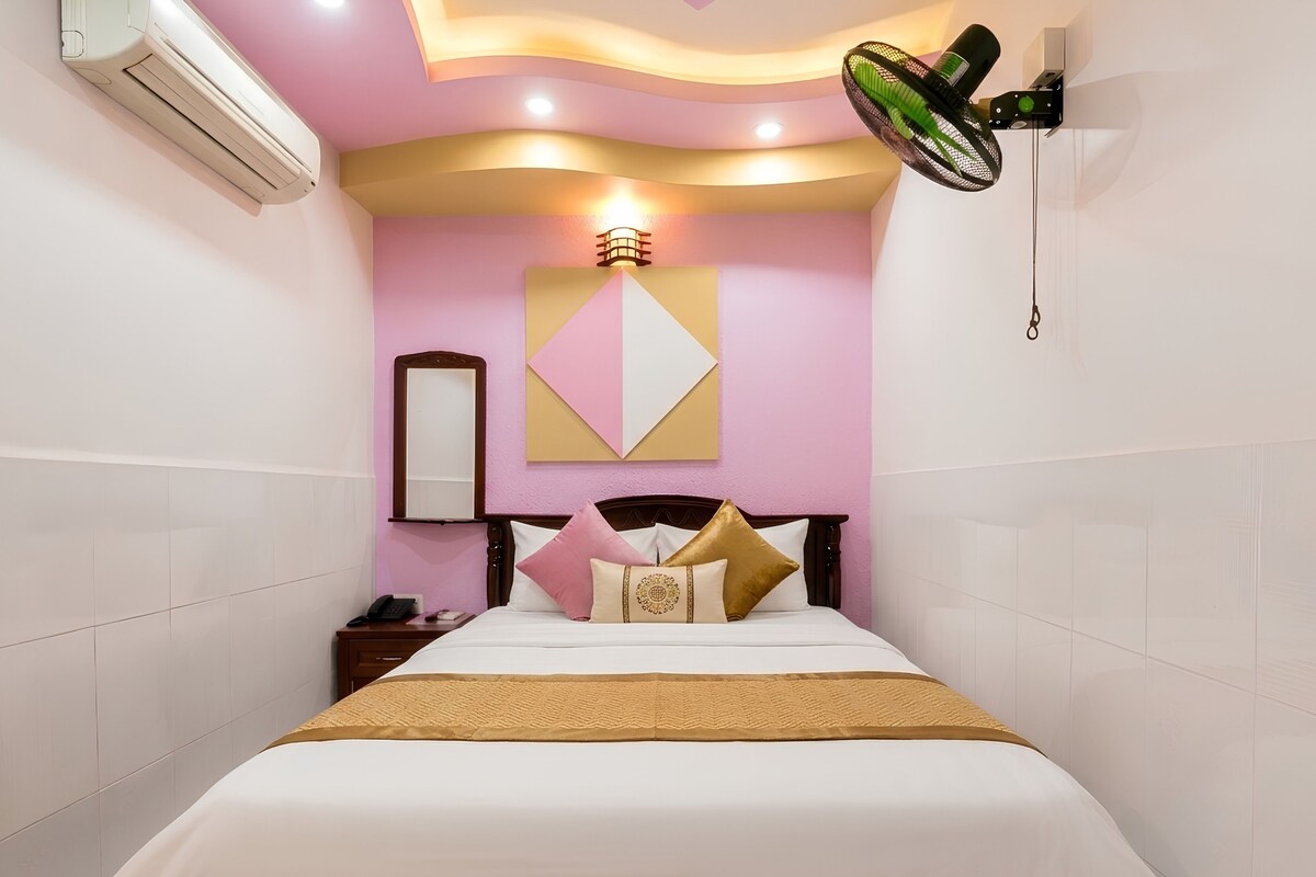 Habitación doble estándar | Wifi gratis y ropa de cama 