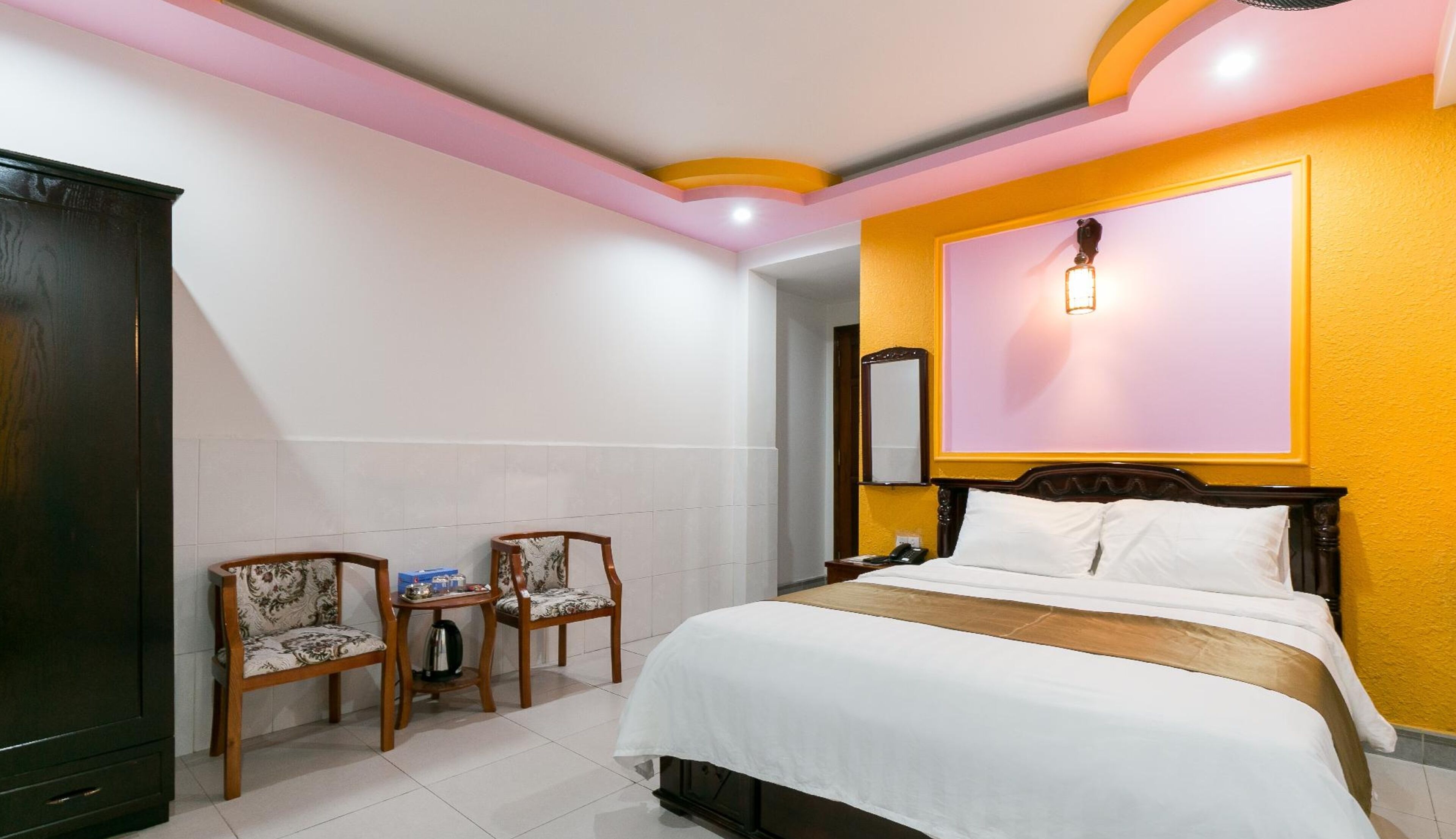 Superior-Zimmer, 1 Queen-Bett | Kostenloses WLAN, Bettwäsche