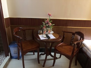 Triple Room | 1 bedroom, desk, iron/ironing board, free WiFi