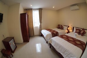 Family Room | View from room - Hung Thu Hotel (Da Nang)