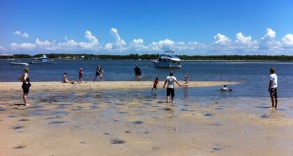 Escape to Sandstone Point