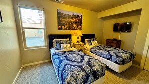 3 bedrooms, travel cot, free WiFi, bed sheets - Coyote Run @ Rim Village - Pet Friendly (Moab)