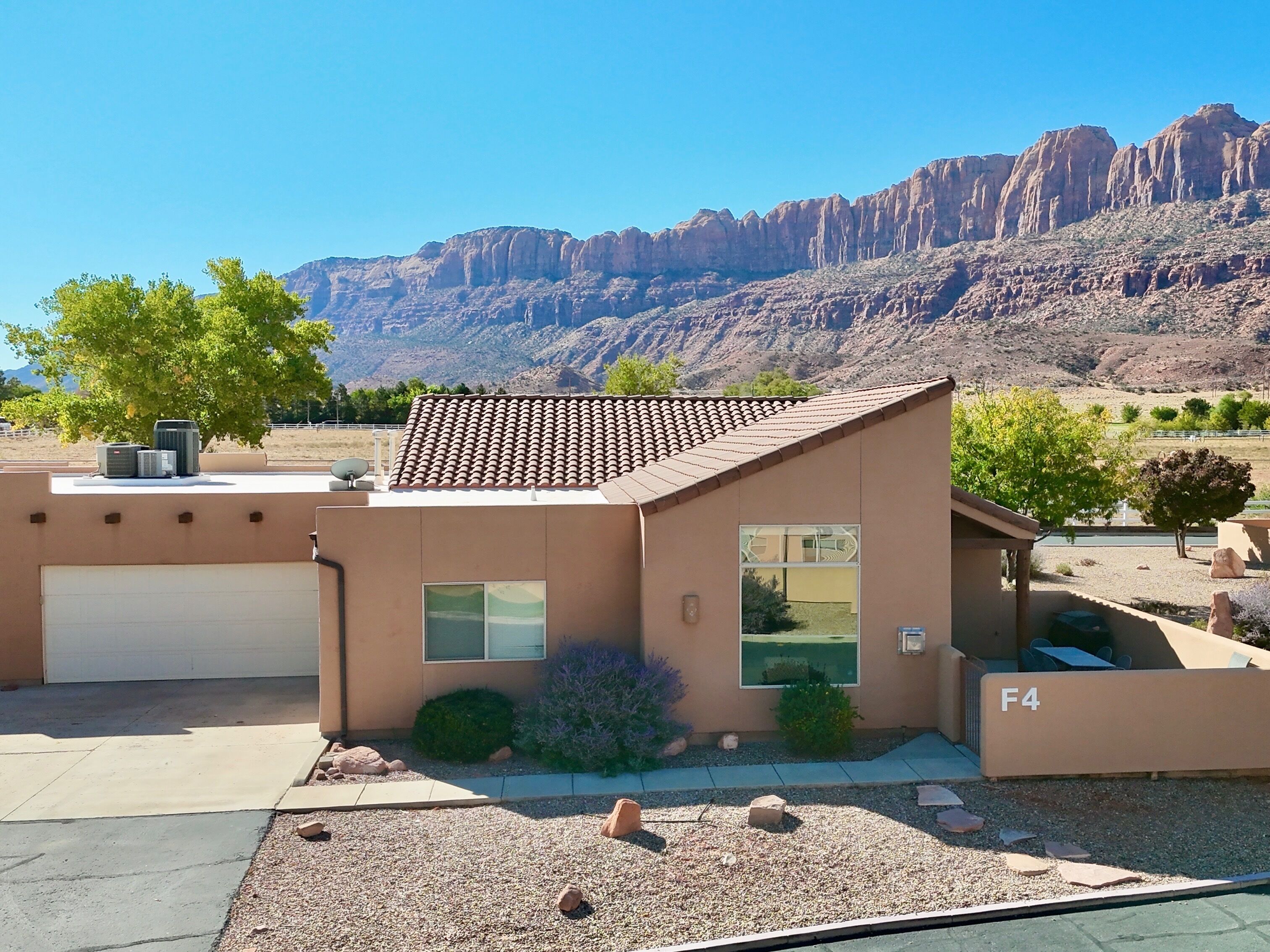 Welcome to Coyote Run - Rim Village F4