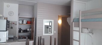 Comfortable studio with balcony and ski locker, 4/6 people, at the foot of the slopes