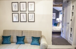 Junior Suite | Desk, soundproofing, iron/ironing board, free WiFi