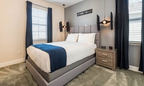 5 bedrooms, iron/ironing board, Internet, bed sheets