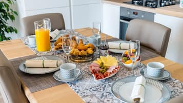 Apartment (Two Bedroom Apartment - 1 Veliki) | Dining room