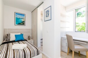 Leilighet (Two Bedroom Apartment - 1 Veliki) | 3 soverom, strykejern/-brett, wi-fi (inkludert) og sengetøy