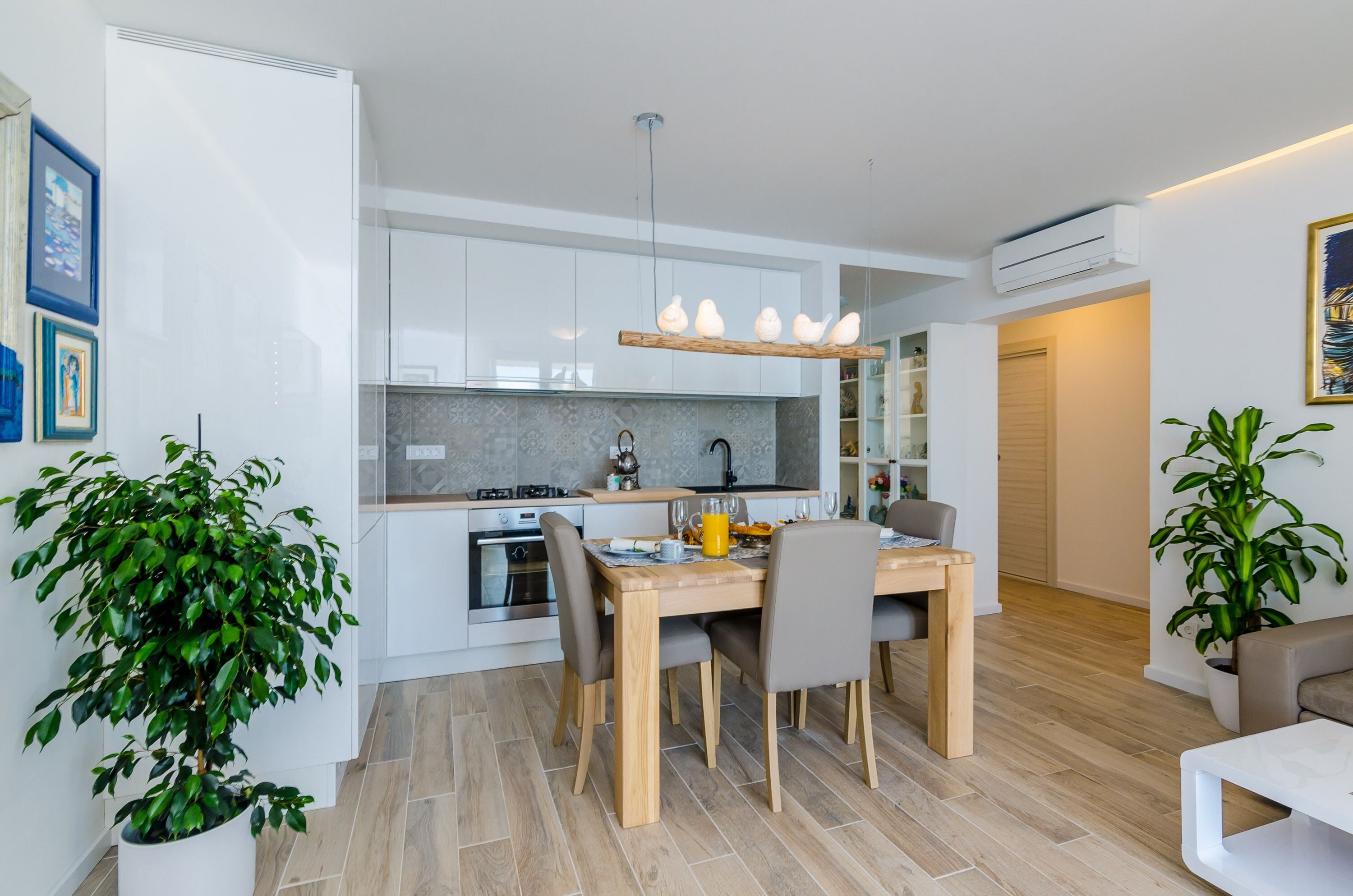 Apartment (Two Bedroom Apartment - 1 Veliki) | Living room