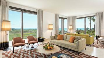 Villa, 4 habitaciones, frente al mar (Corallo) | Sala de estar