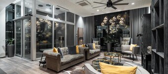 하버 호텔 루드빅스부르크, 래디슨 인디비주얼스 멤버